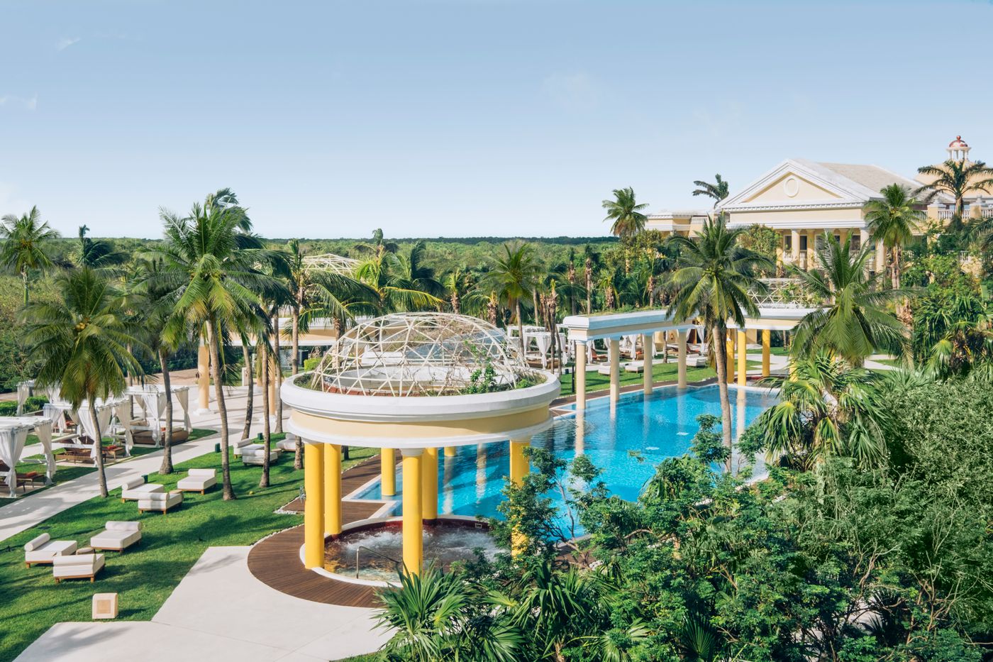 Iberostar-Grand-Paraiso-All-Inclusive-Pool-5