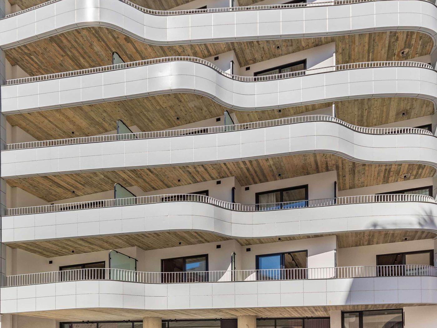 ibis-Styles-ST-Pauls-Bay-Malta-General-view-11