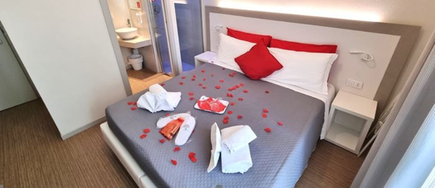 Hotel Amicizia-Italy-RIMINI-Room-8