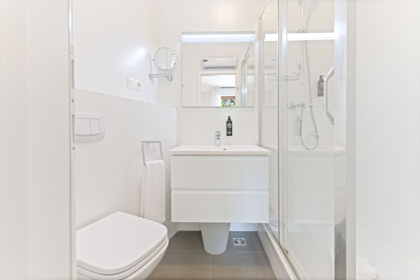 The-Residence-Room-58