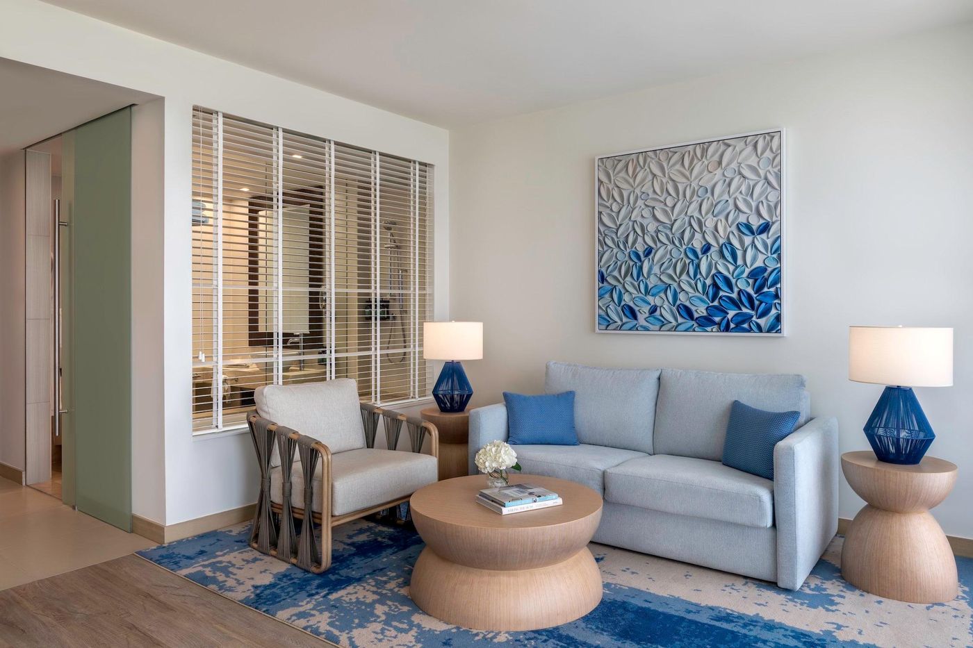 Crowne-Plaza-Hotel-Abu-Dhabi-Yas-Island-Room-31