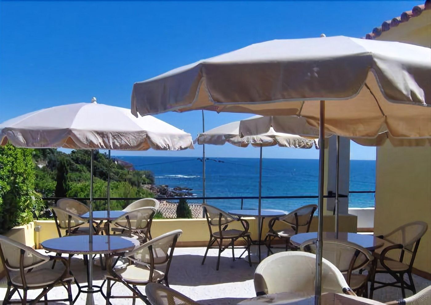 Cap-Riviera-Terrace-7