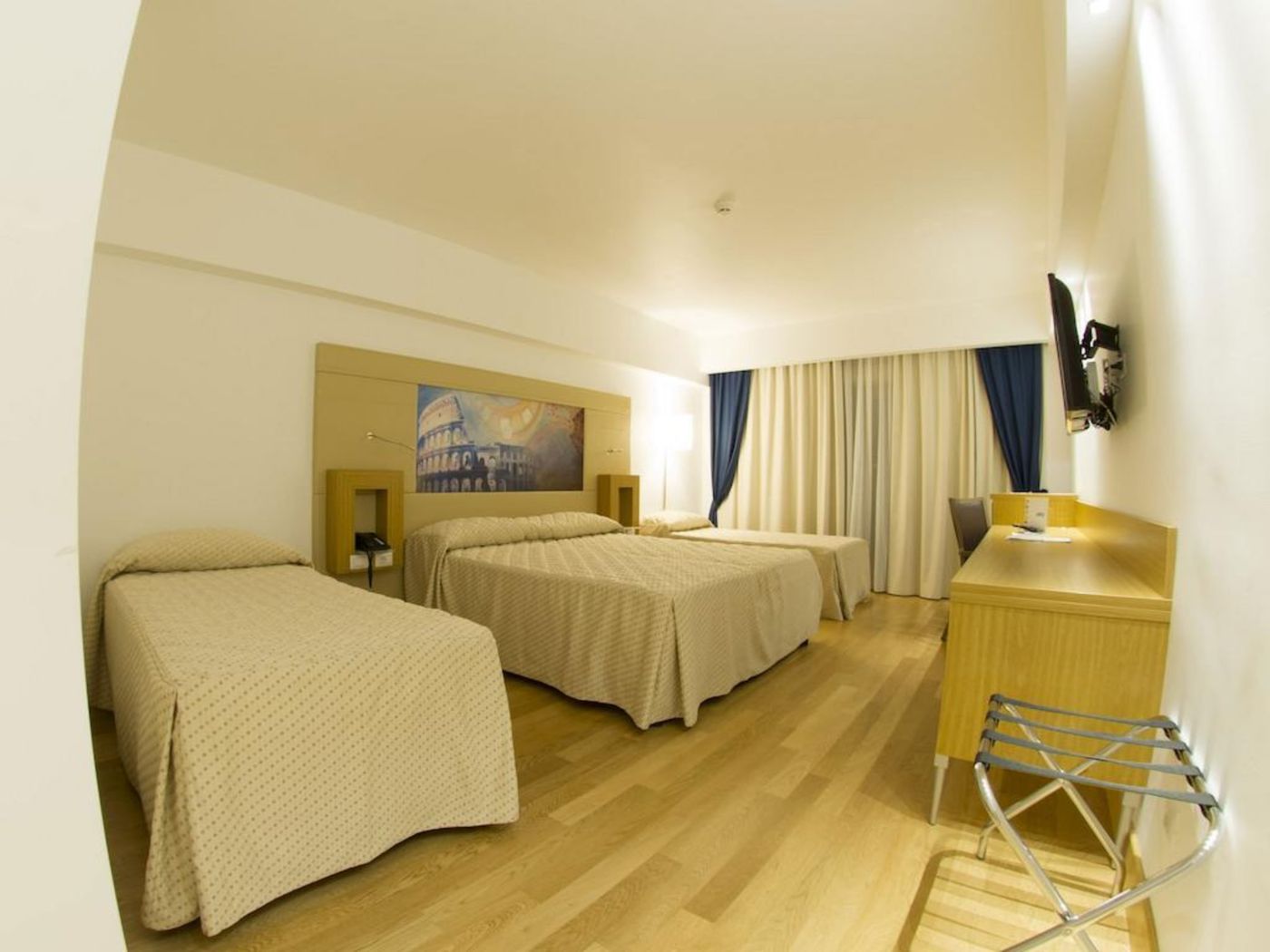 Catania-International-Airport-Hotel-Room-6