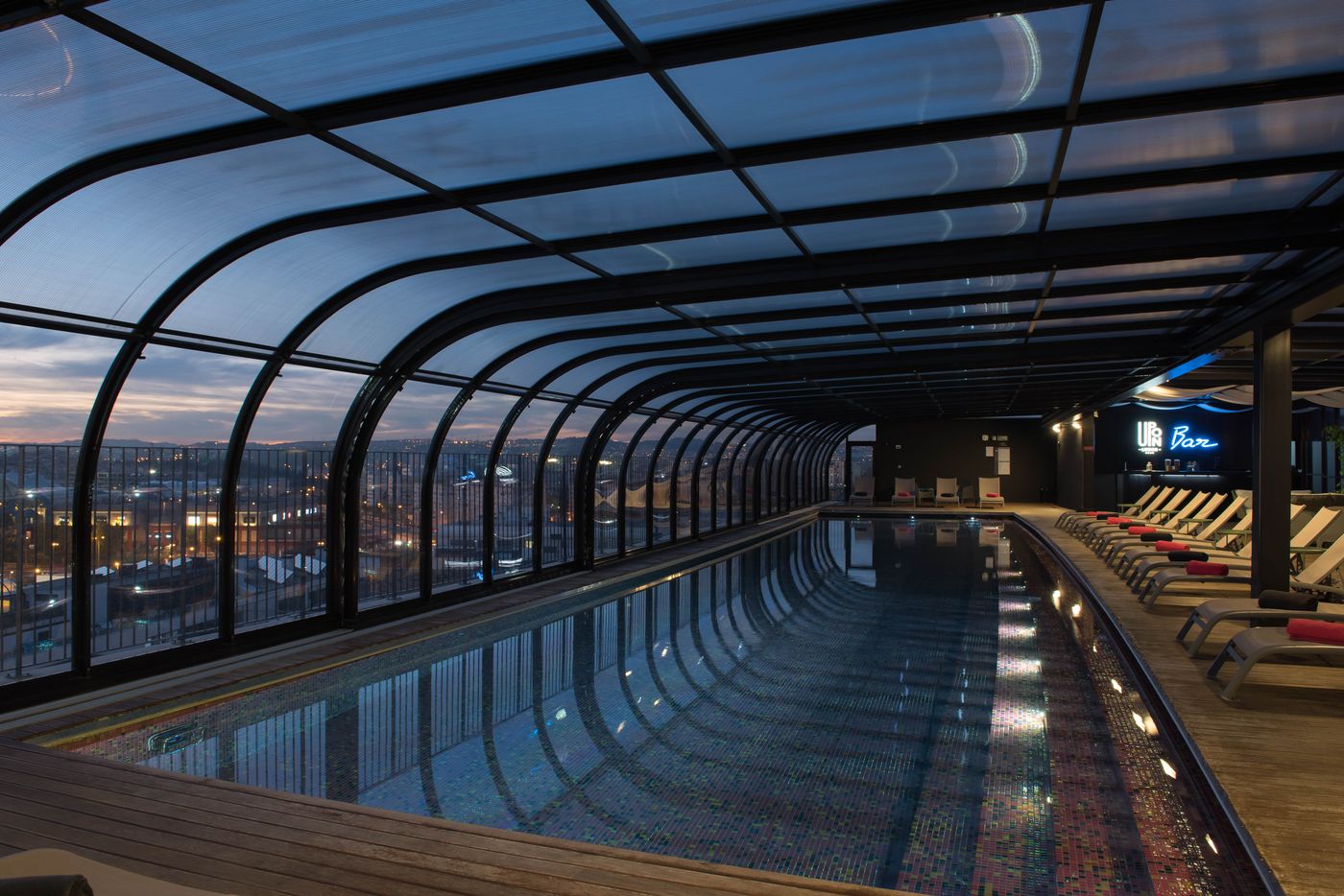 Upon-Lisbon-Prime-Residences-Pool-26