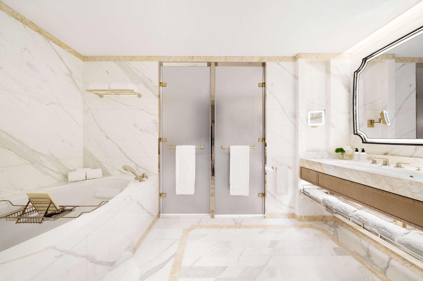 Island-Shangri-La-Hong-Kong-Room-54