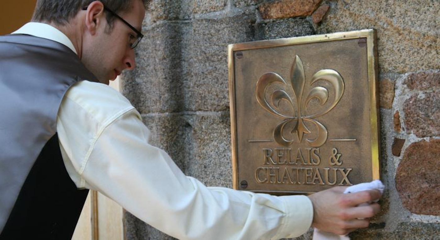 Longueville-Manor-Lobby-27