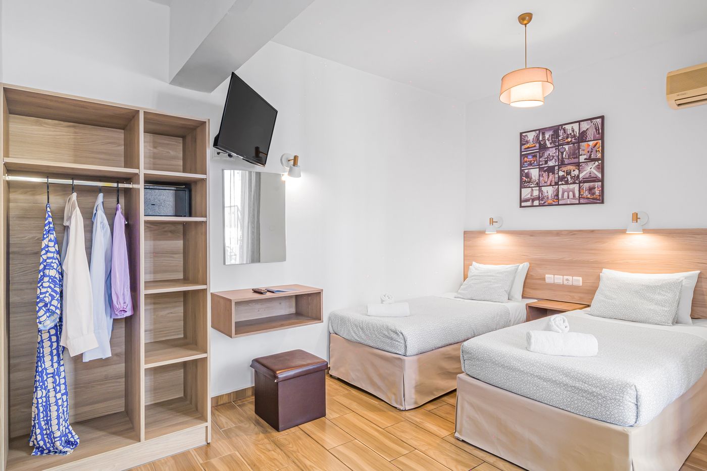 Happy-Days-Studios-Room-29