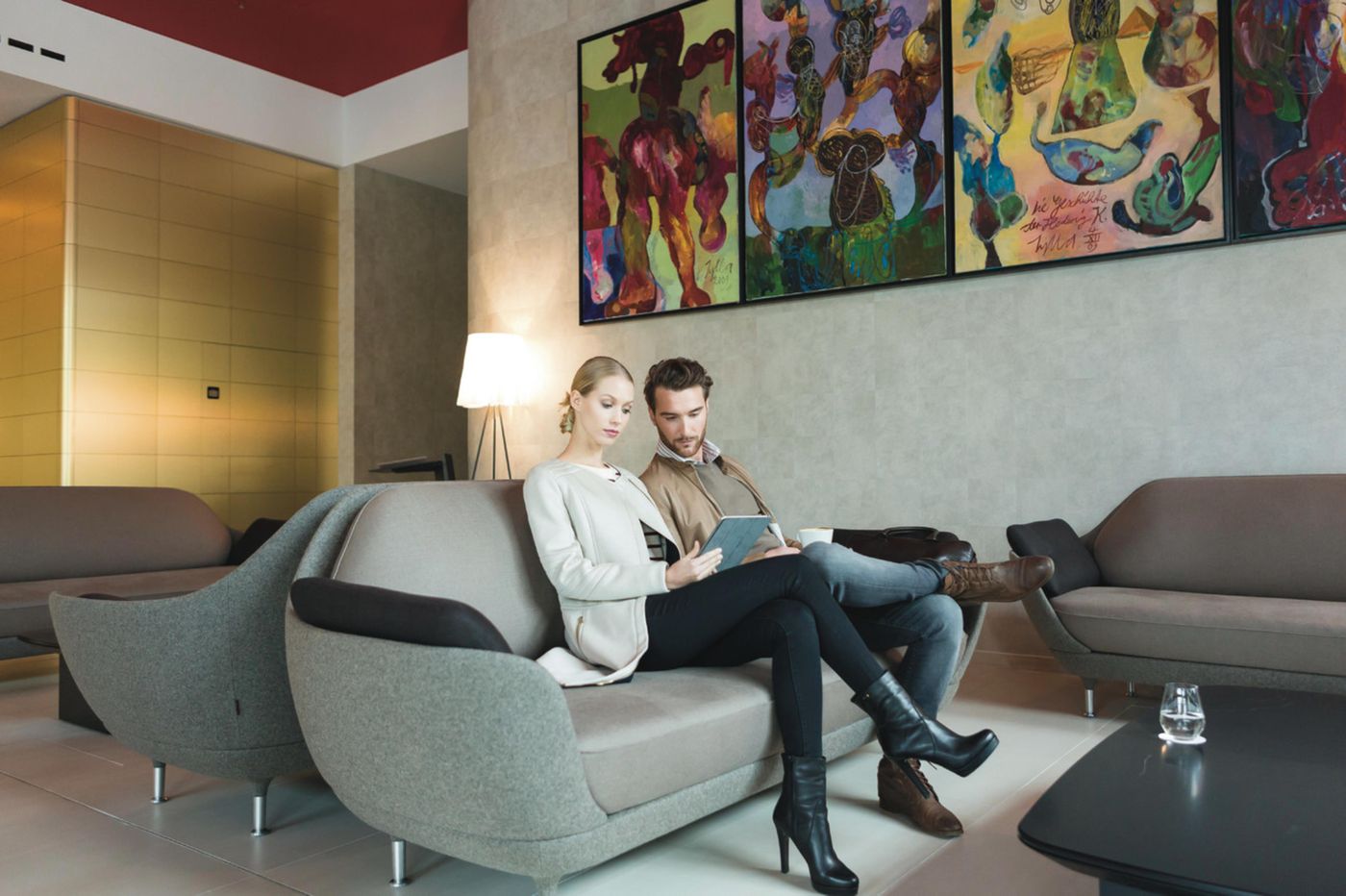 Riu-Plaza-Berlin-Lobby-13