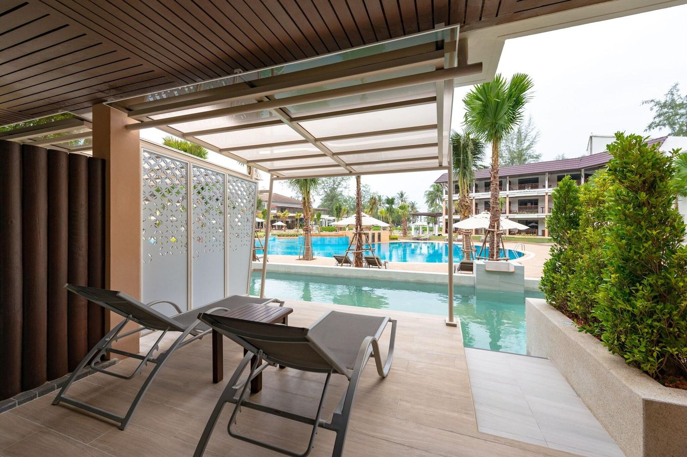 Katathani-Phuket-Beach-Resort-Room-6