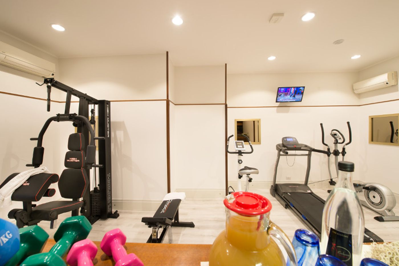 Royal-Palace-Sports-and-Entertainment-42