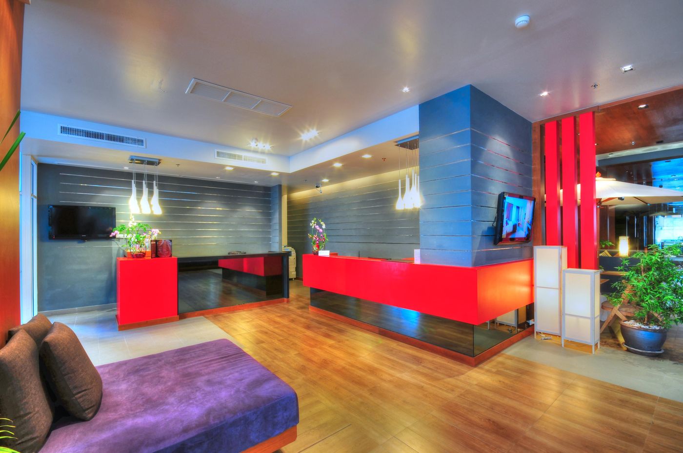 The-Ashlee-Heights-Patong-Lobby-23