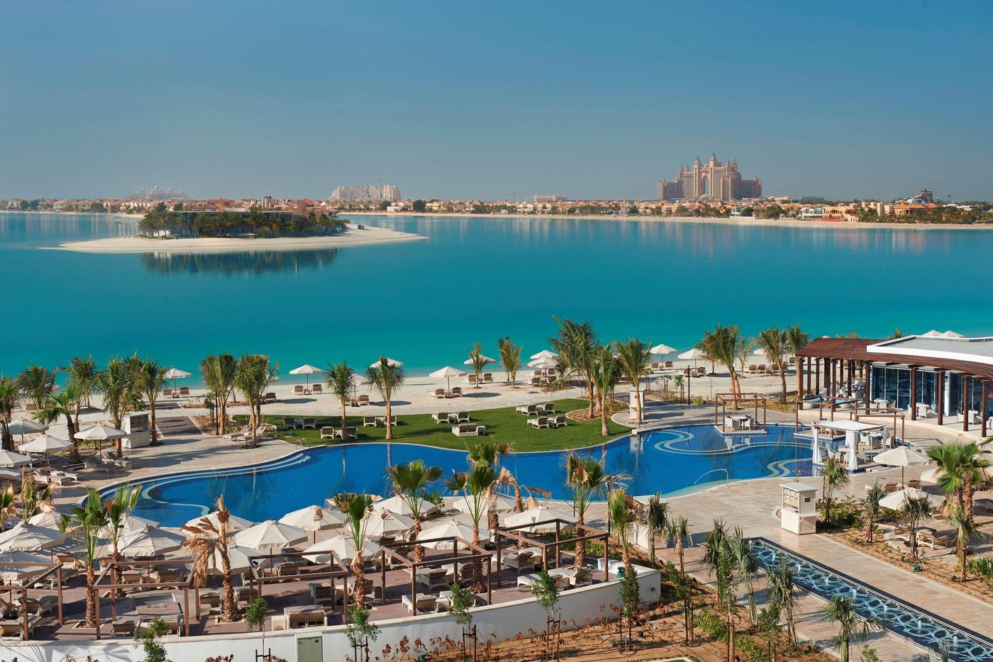 Waldorf-Astoria-Dubai-Palm-Jumeirah-Pool-2