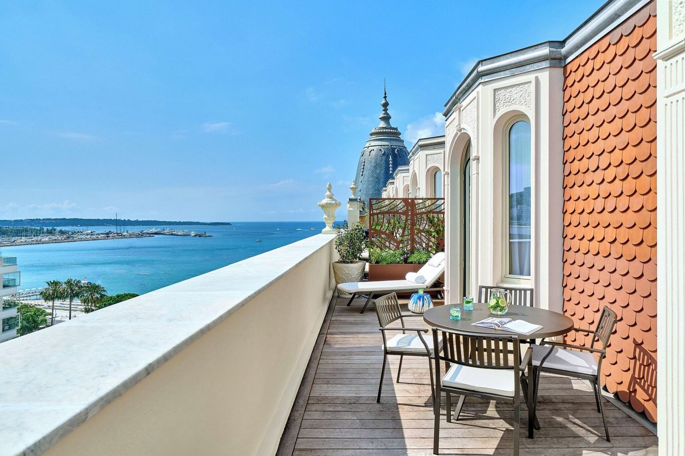 Regent-Carlton-Cannes-Room-18