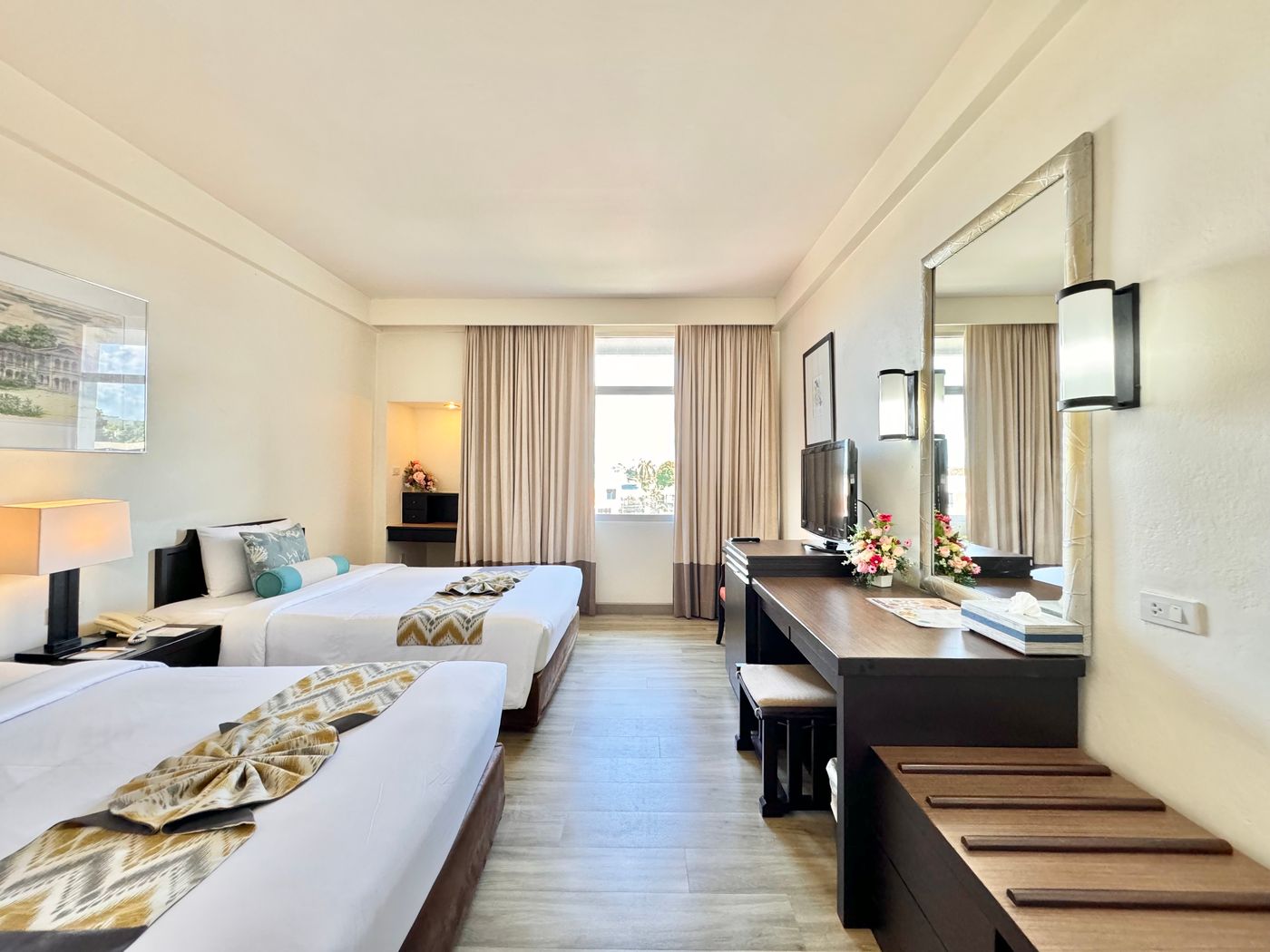 Phuket-Merlin-Room-9