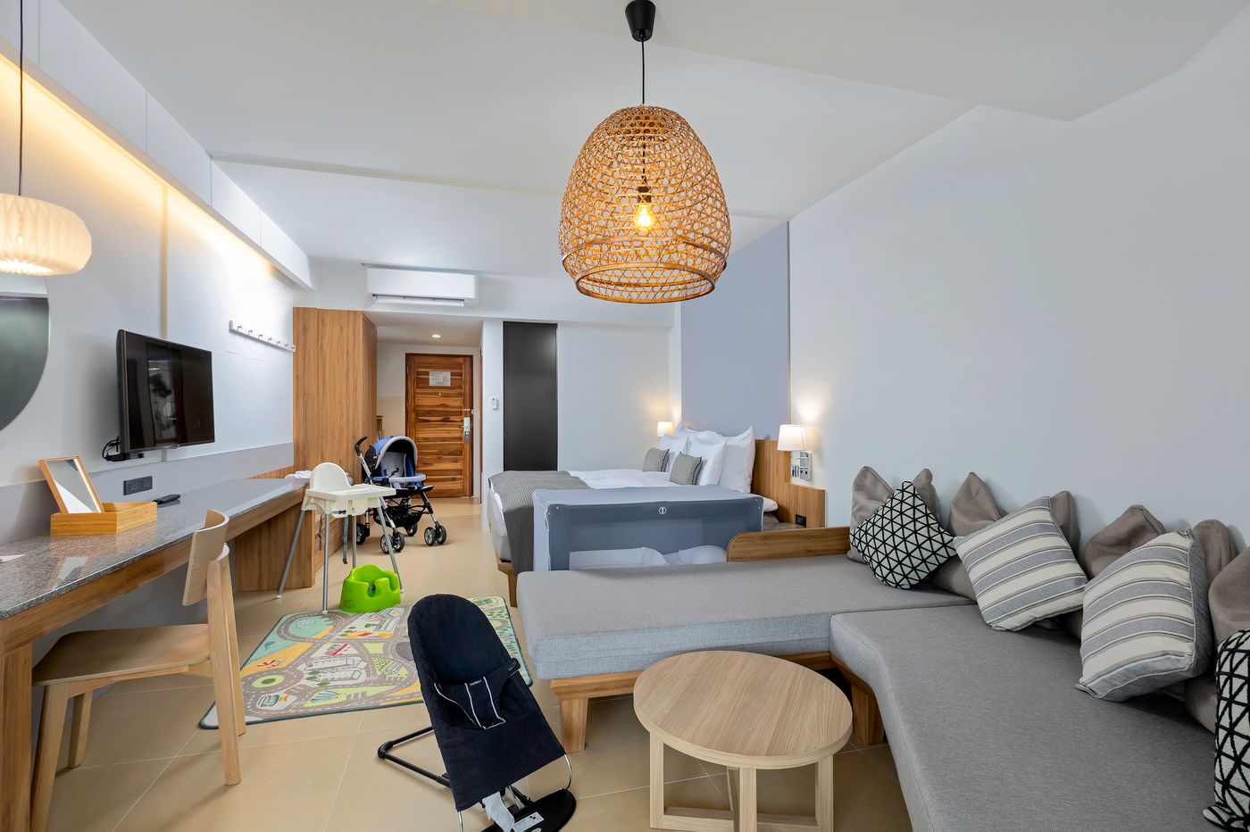 Sunwing-Kamala-Beach-Room-35