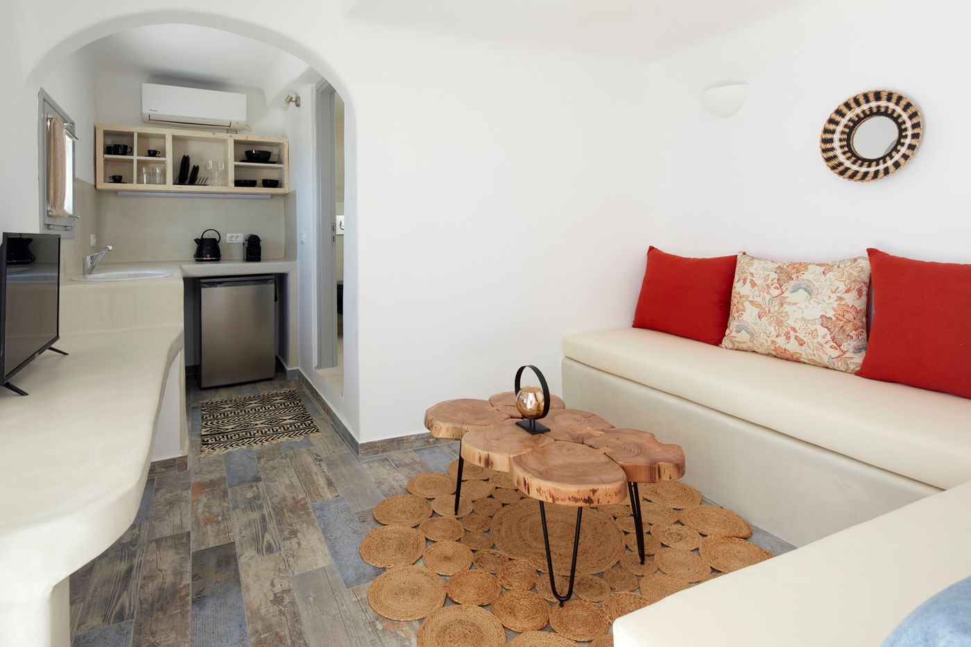 El-Verano-Collection-Santorini-Room-46