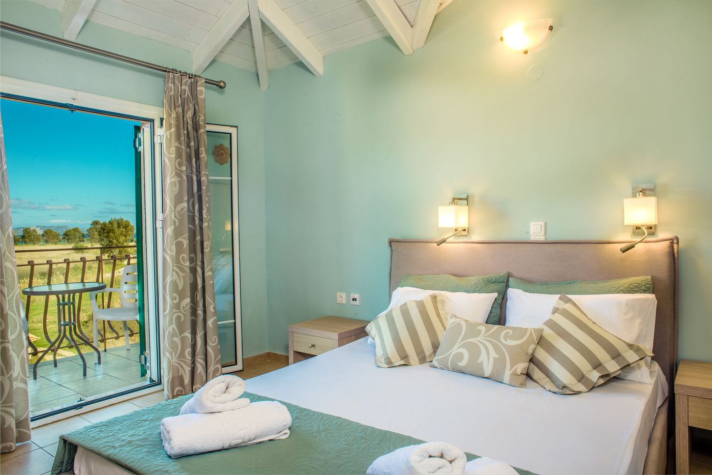 Herodotos-Studios-Room-15