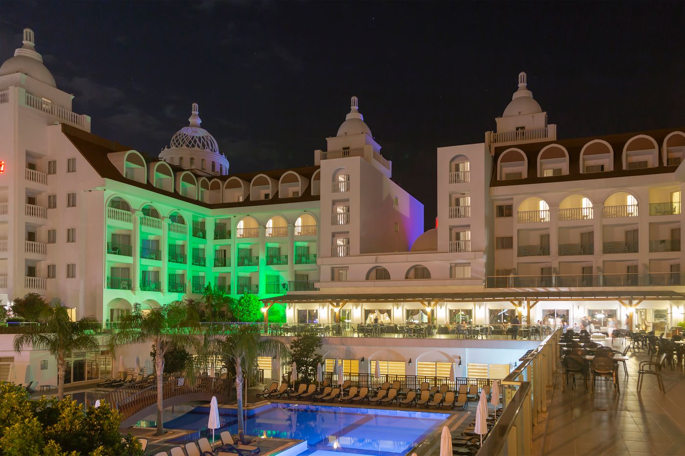 Side-Crown-Serenity-Terrace-10