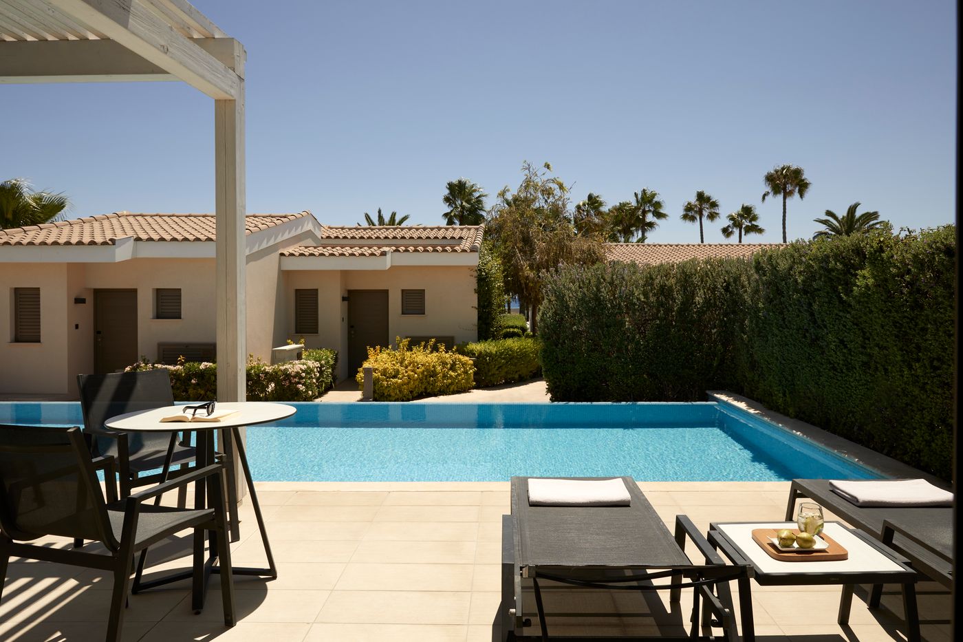 Kermia-Beach-Bungalow-Hotel-Room-3