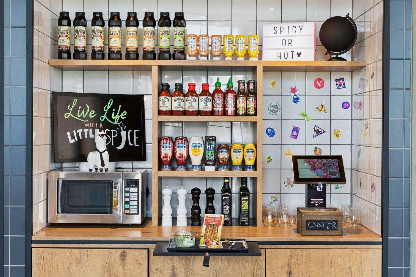 Moxy Frankfurt Airport Kelsterbach - Germany - KELSTERBACH - Restaurant - 4