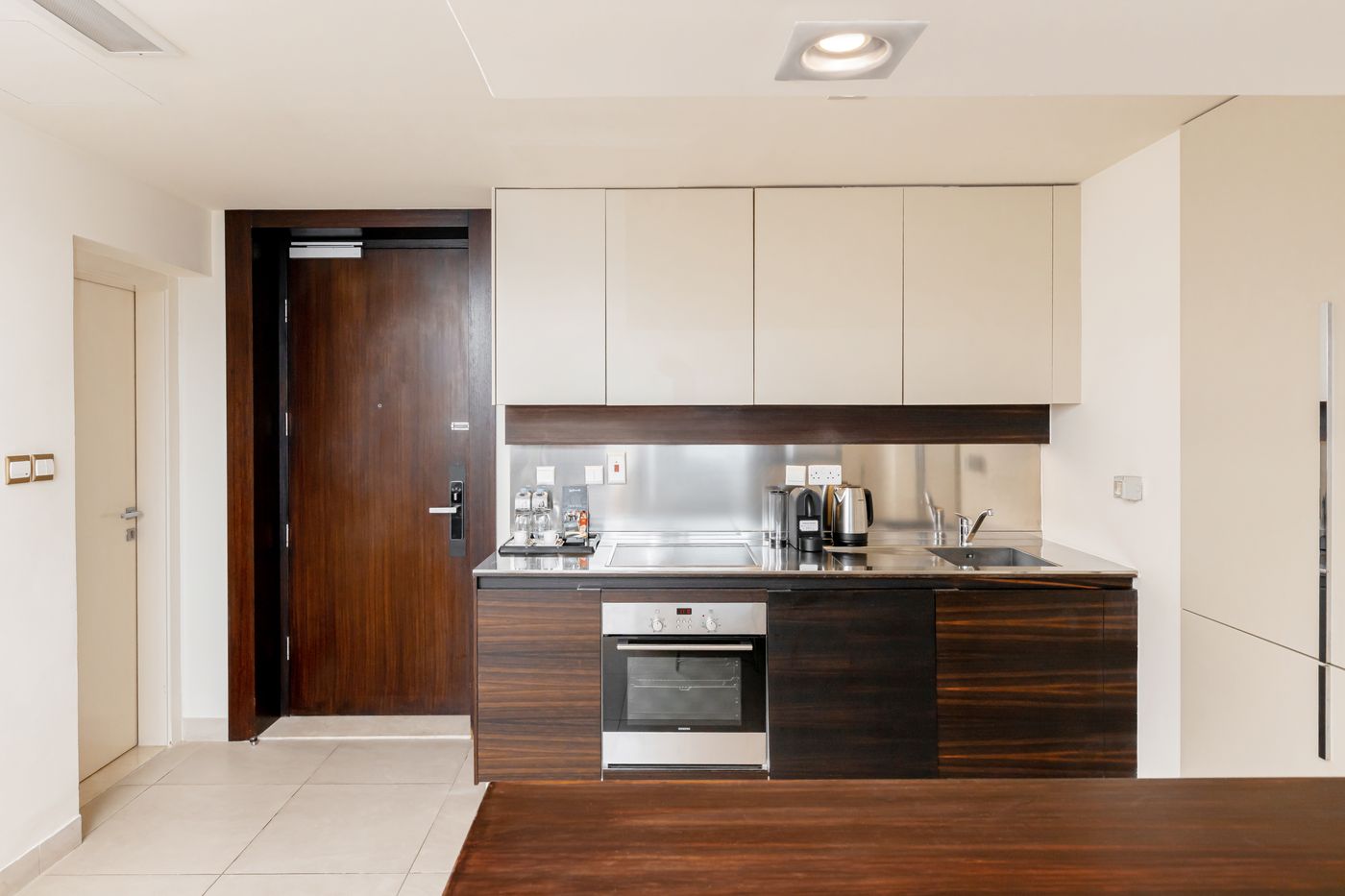 Radisson-Blu-Residence-Dubai-Marina-Room-30