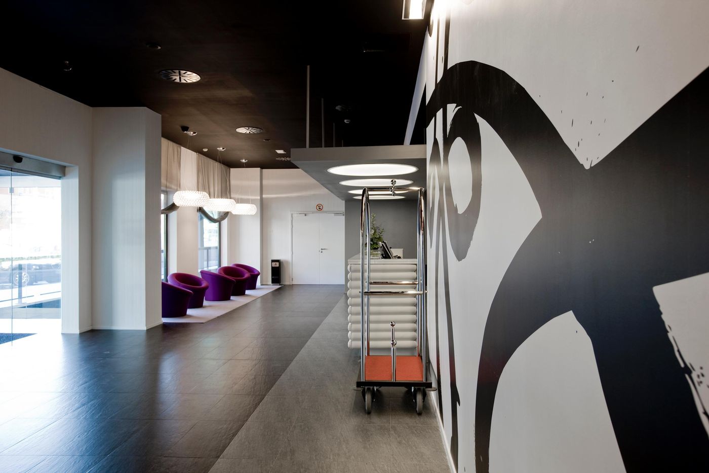 Occidental-Castellana-Norte-Lobby-26