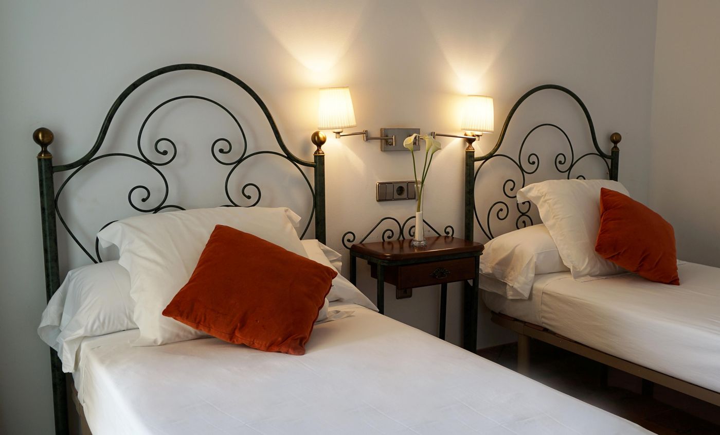 Port-Sitges-Room-10