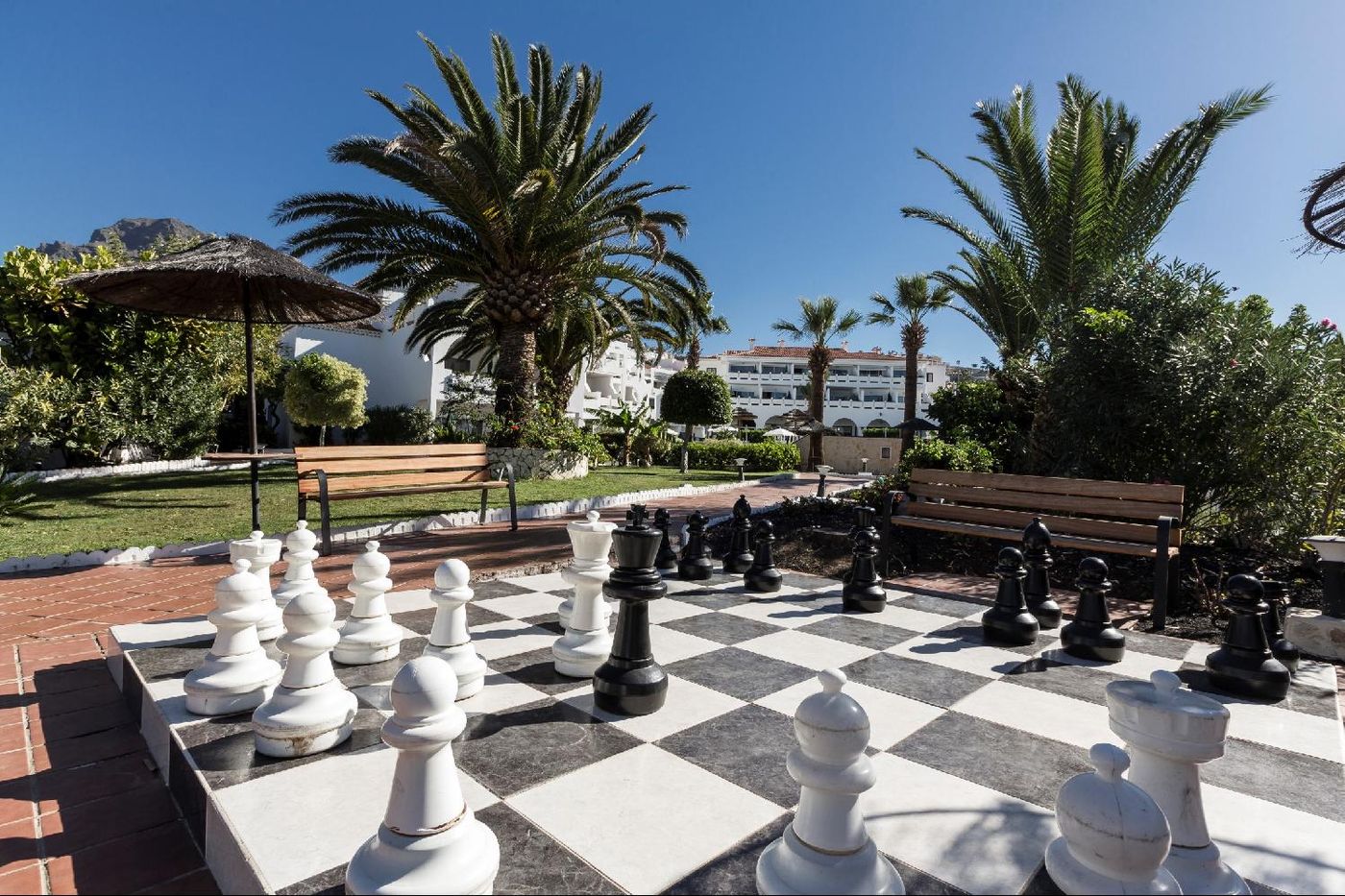 Regency-Torviscas-Apartments-Suites-Sports-and-Entertainment-12