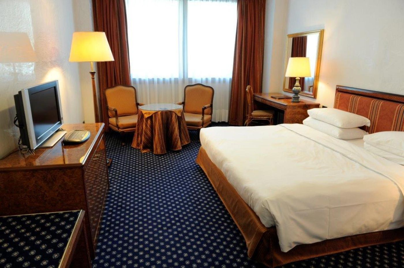 Tower Genova Airport Hotel & Conference Center - Italy - GENOA - Room - 6