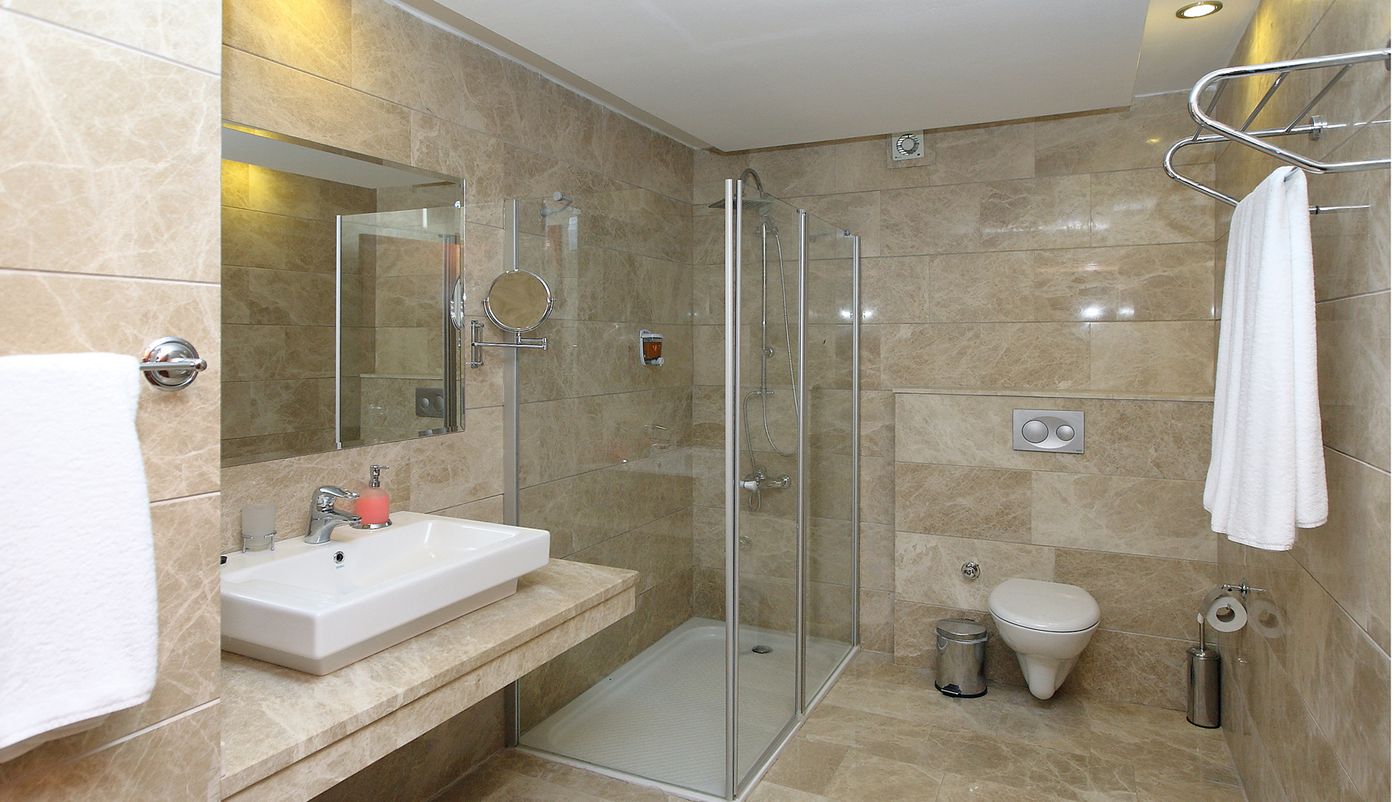 Julian-Club-Hotel-Room-25