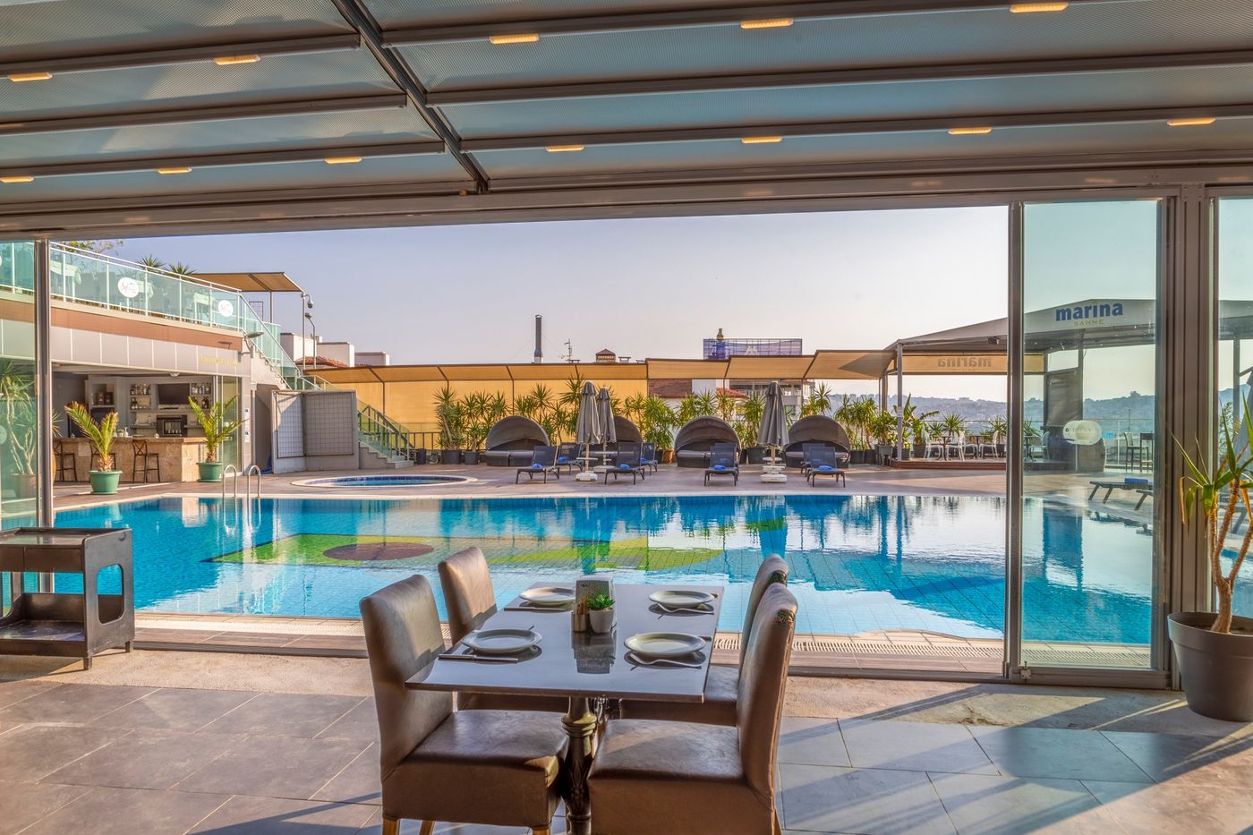 Marina-Hotel-Terrace-19