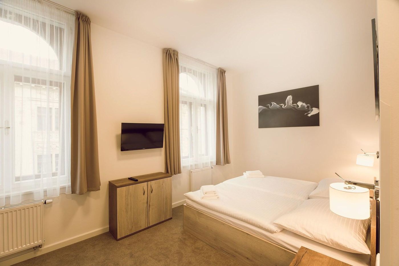 King-s-Residence-Room-8