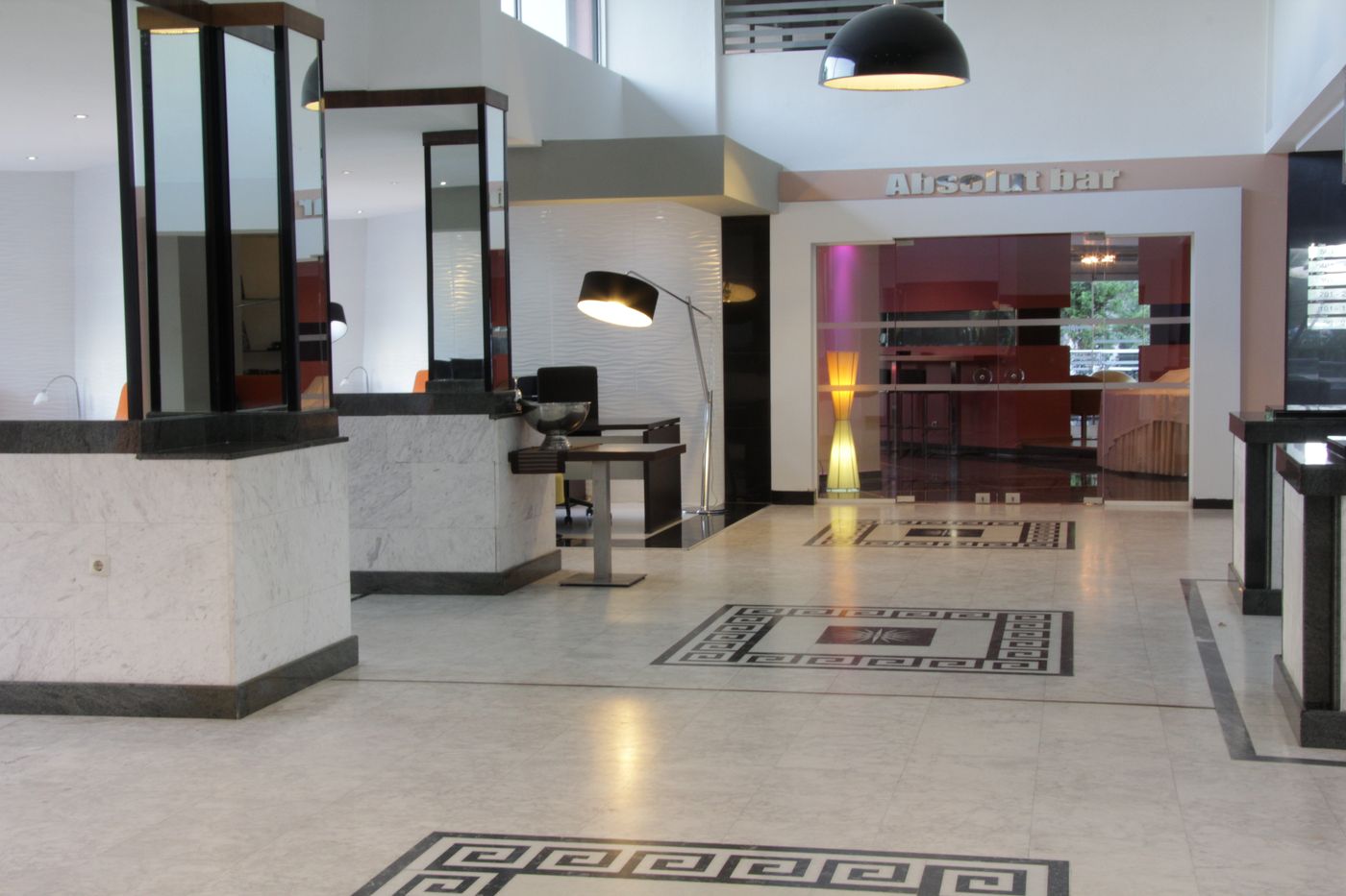 The-Residence-Lobby-29