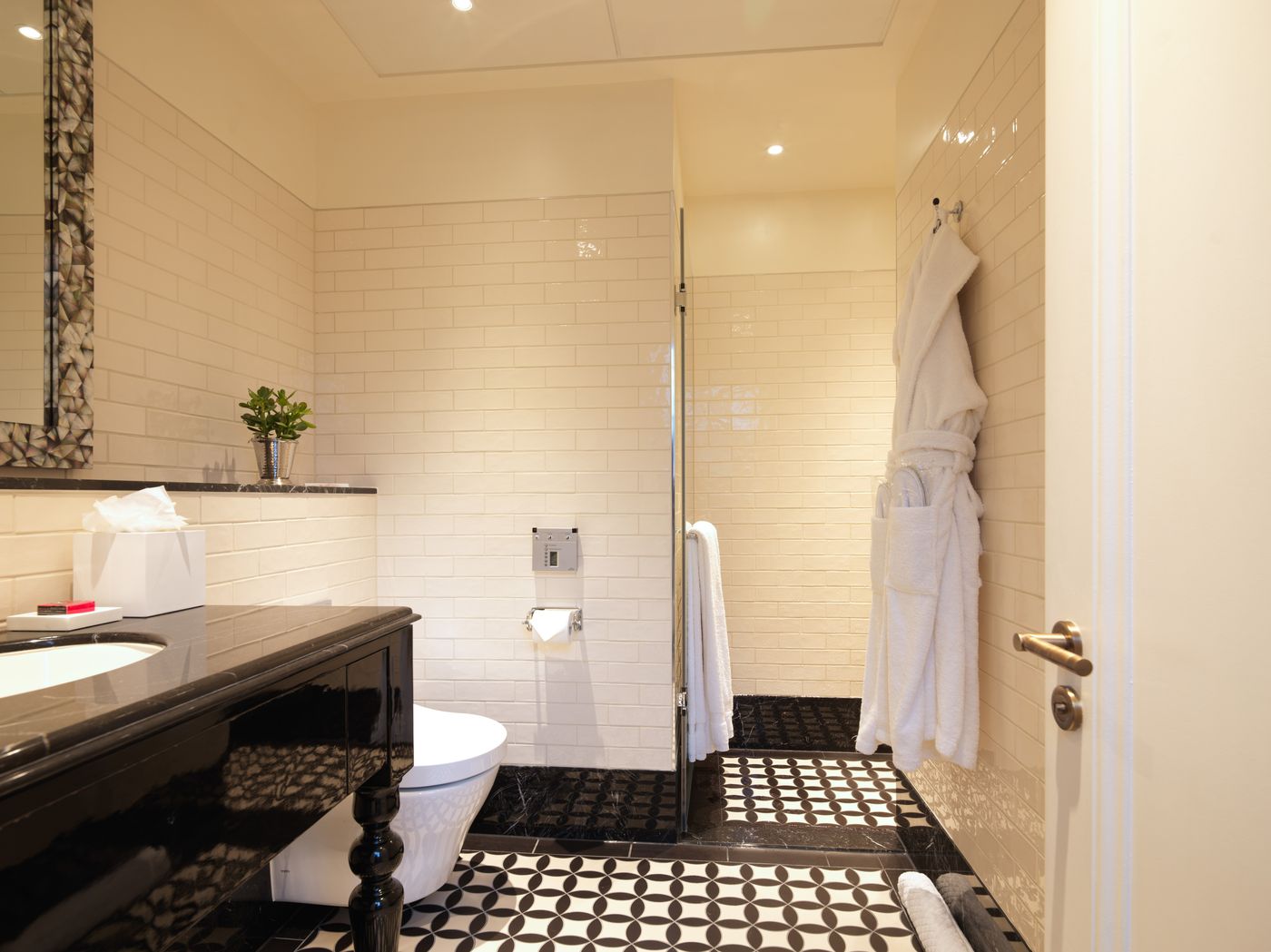 The Lalit London - United Kingdom - London - Room - 5