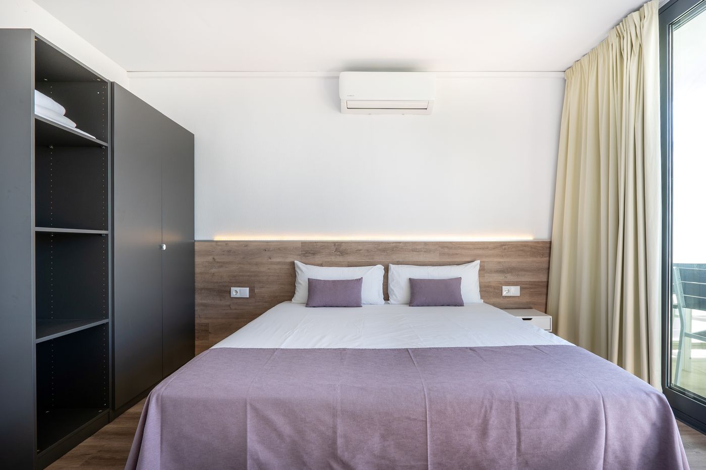 Comtat-Sant-Jordi-Aparthotel-Room-40