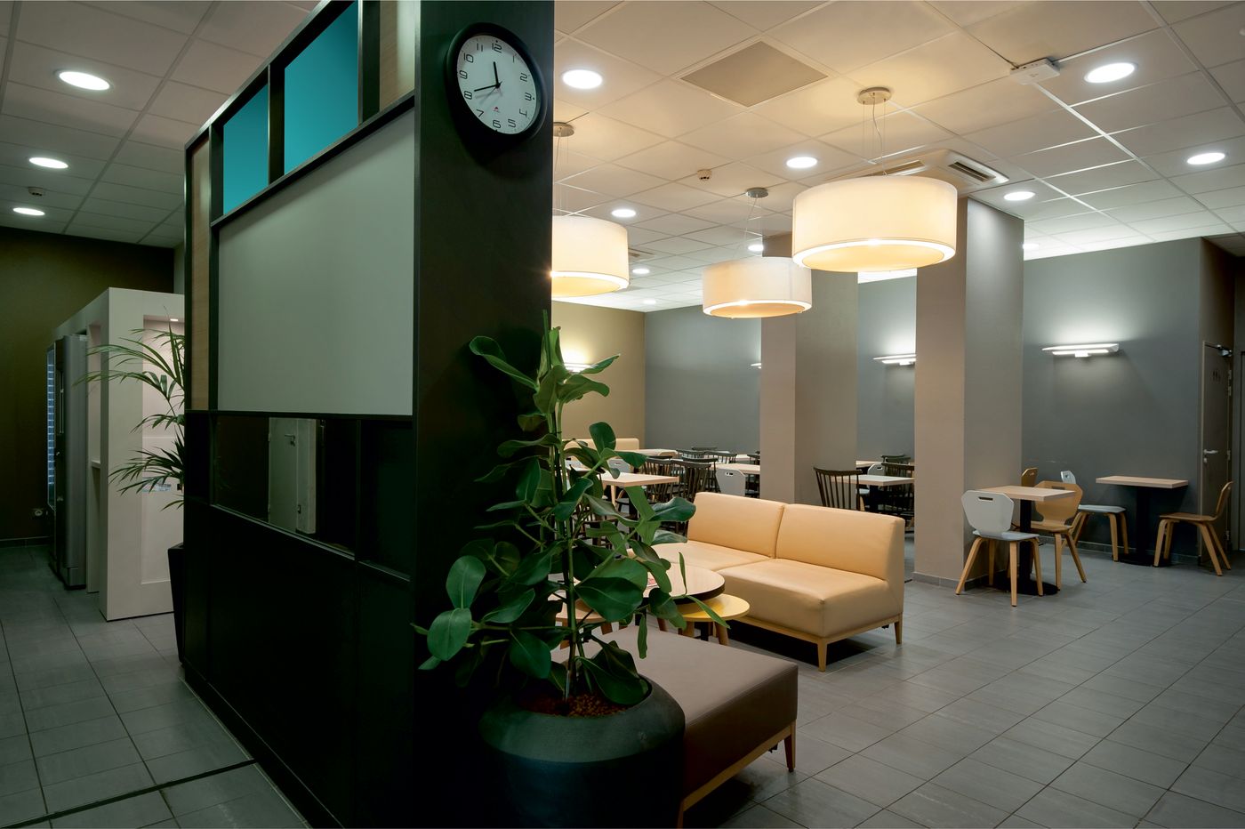 B&B Hôtel Lyon Ouest Tassin - France - TASSIN LA DEMI-LUNE		 - Lobby - 4