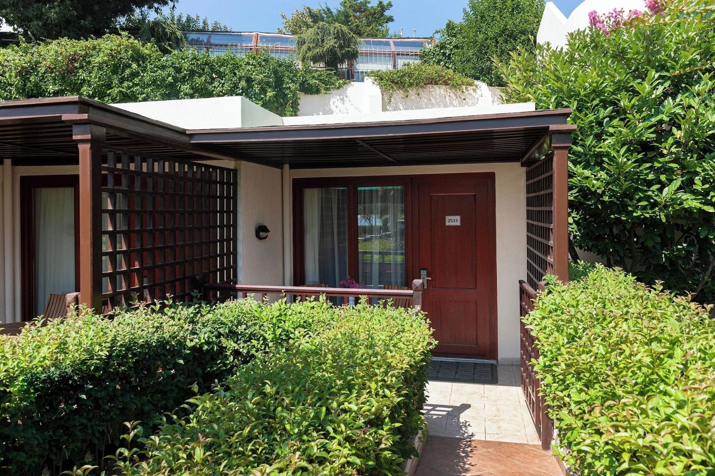 Renaissance-Polat-Istanbul-Room-8