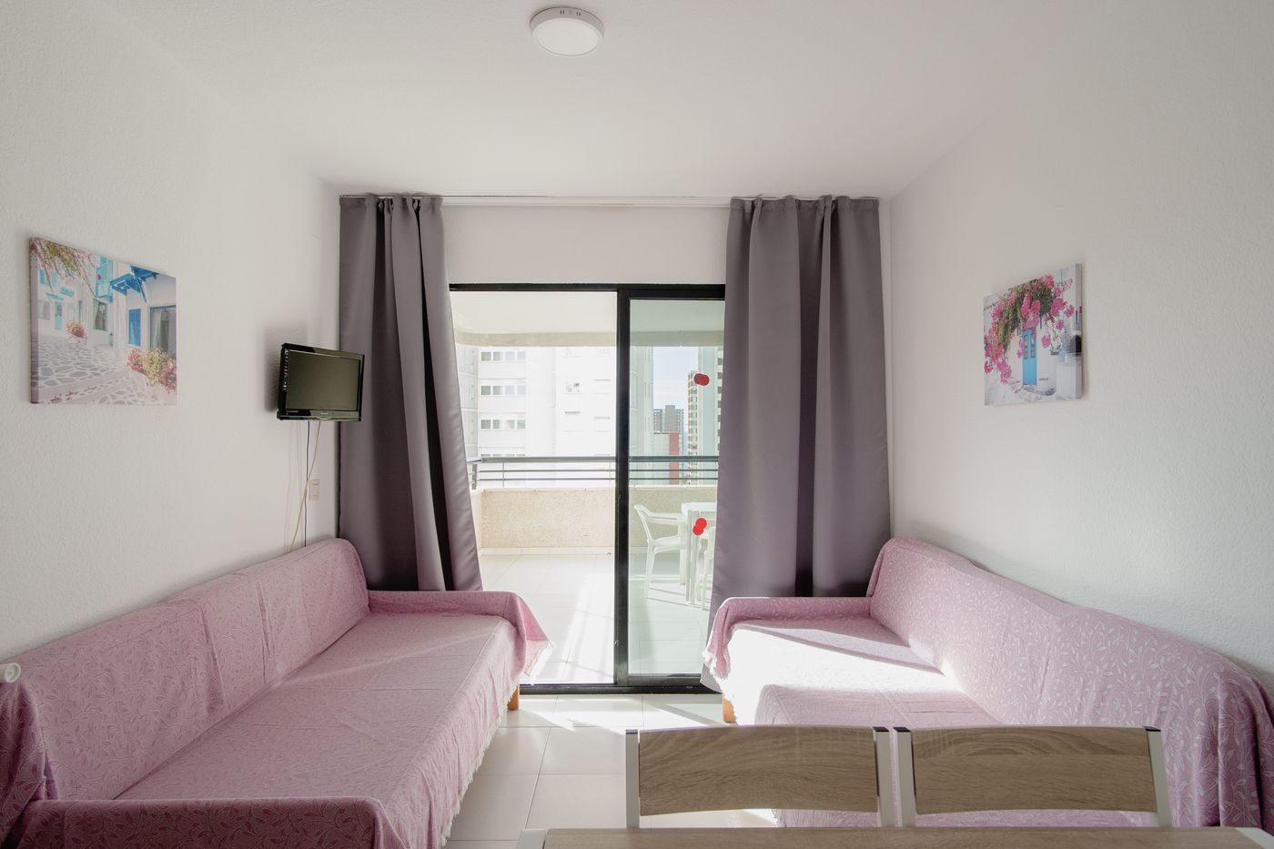 Luxmar-Apartments-Room-21