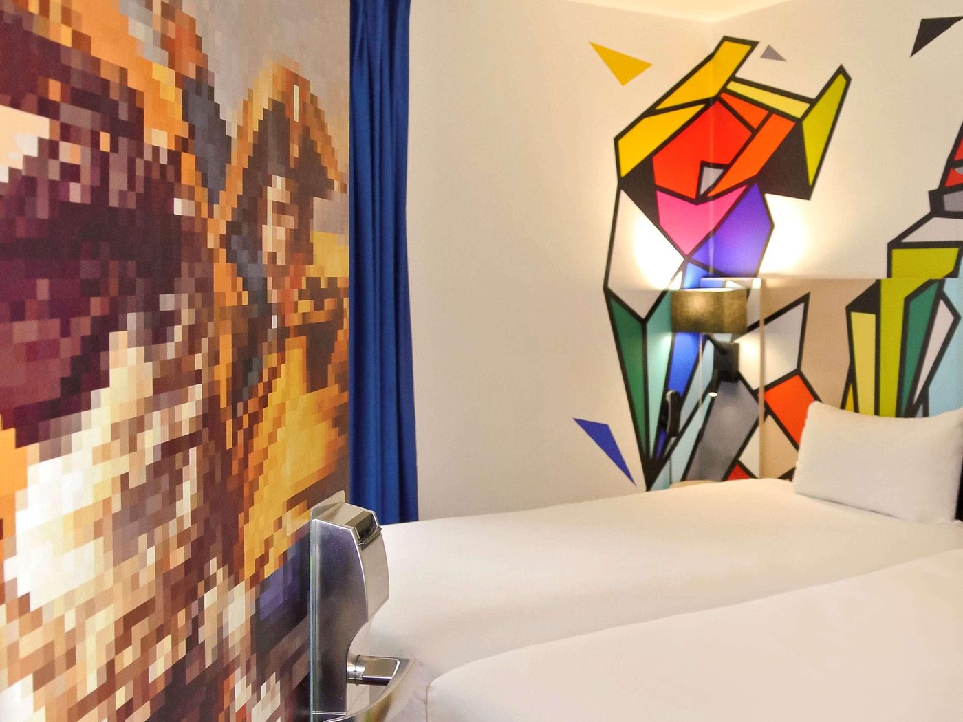 ibis-Styles-Paris-Maine-Montparnasse-Room-36