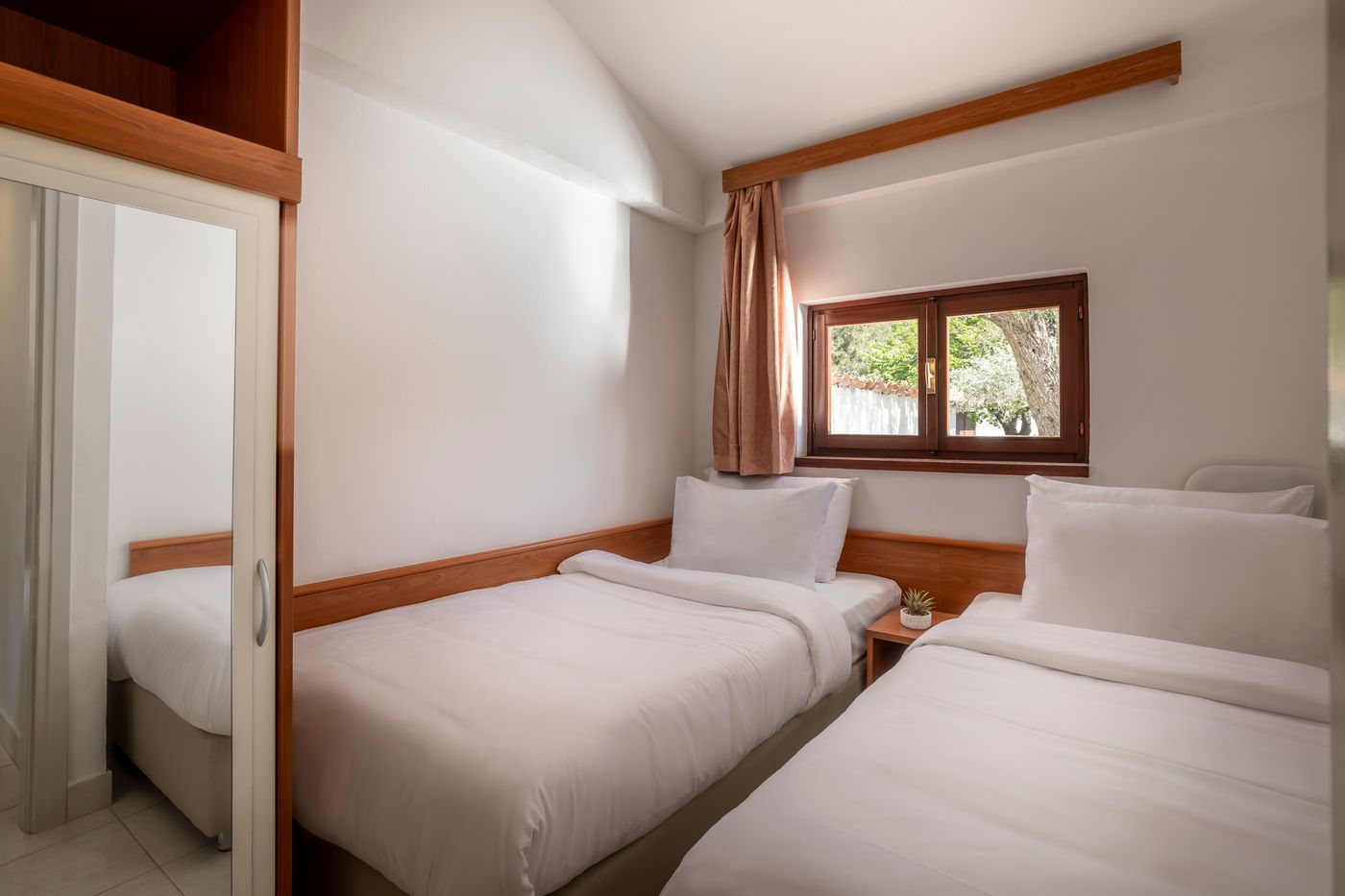 Maistra-Select-Villas-Rubin-Resort-Room-37