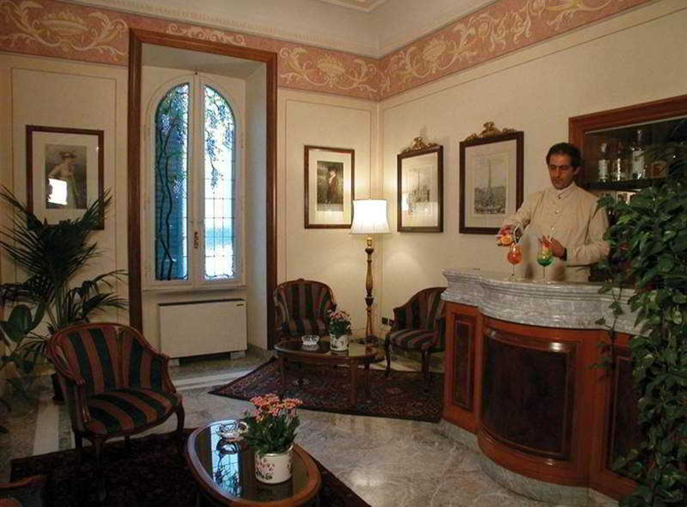 Farnese-Bar-8