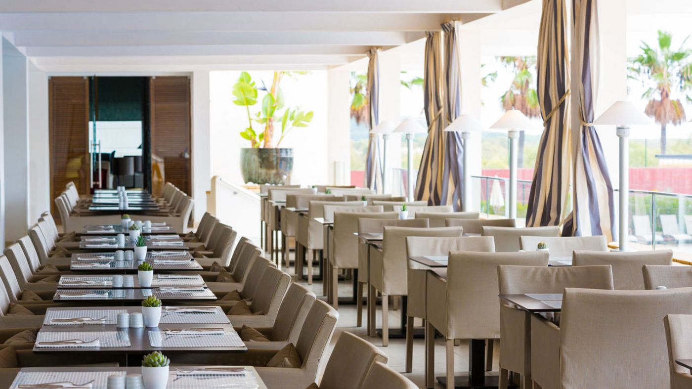 Hotel-Eurotel-Altura-Terrace-24