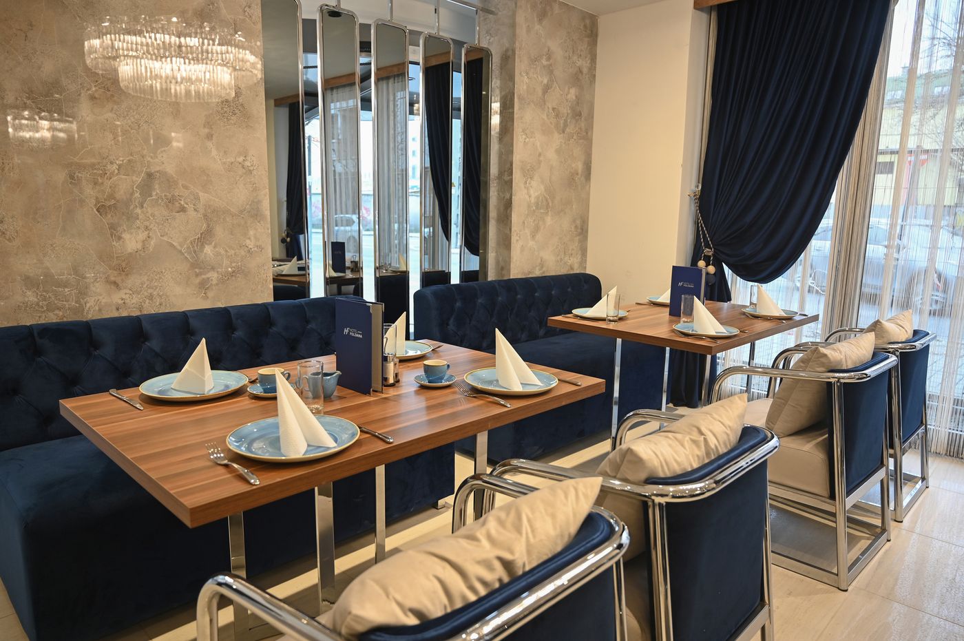 Hotel Foldana-Hungary-Budapest-Lobby-10