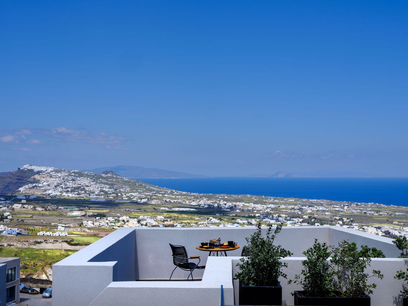 Apikia-Santorini-Room-15