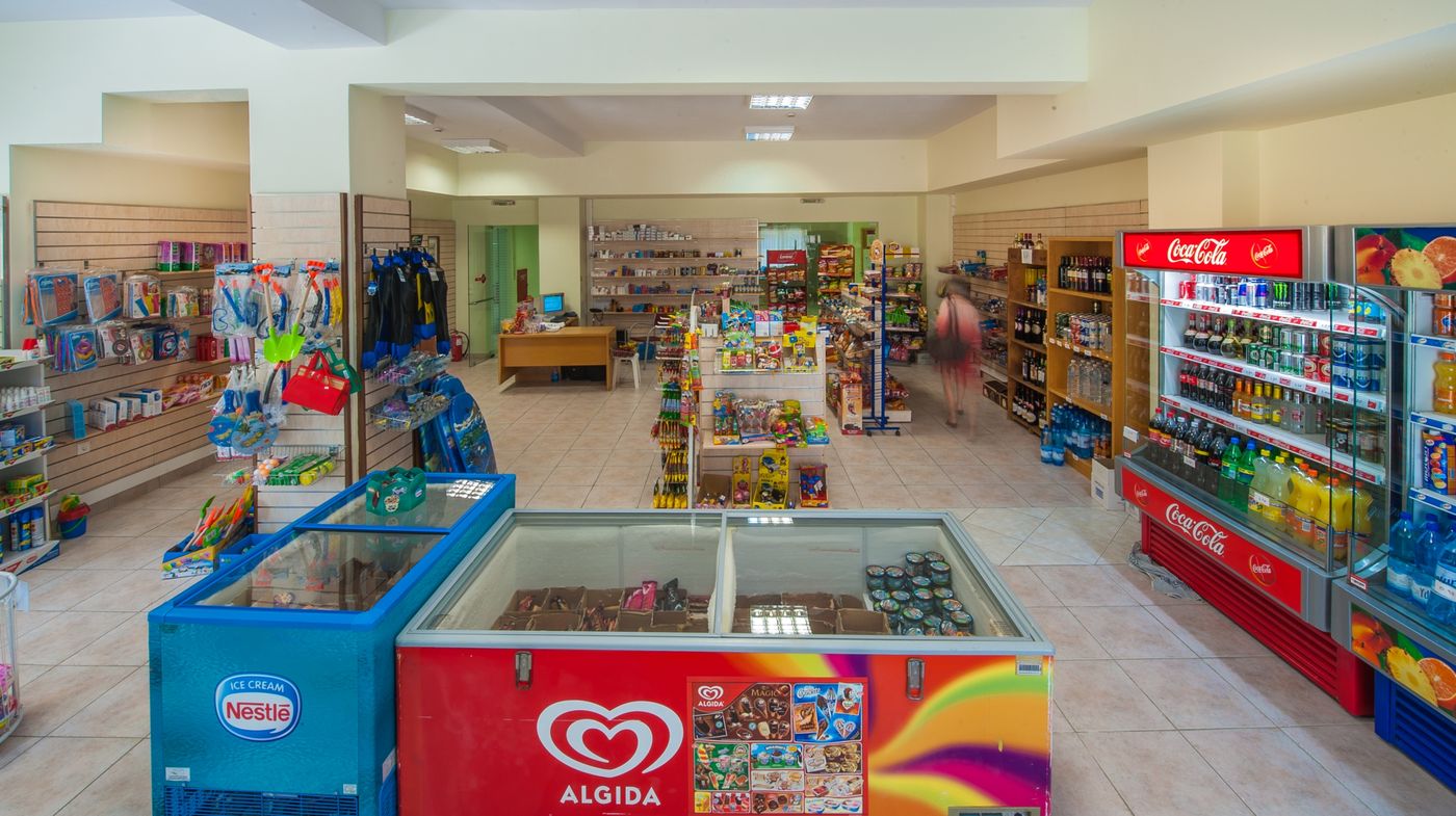 Horizon-Beach-Resort-Lobby-54