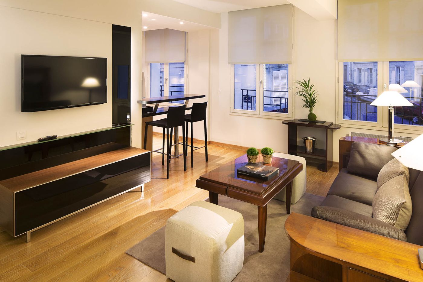 Montmartre-Residence-Paris-Room-3