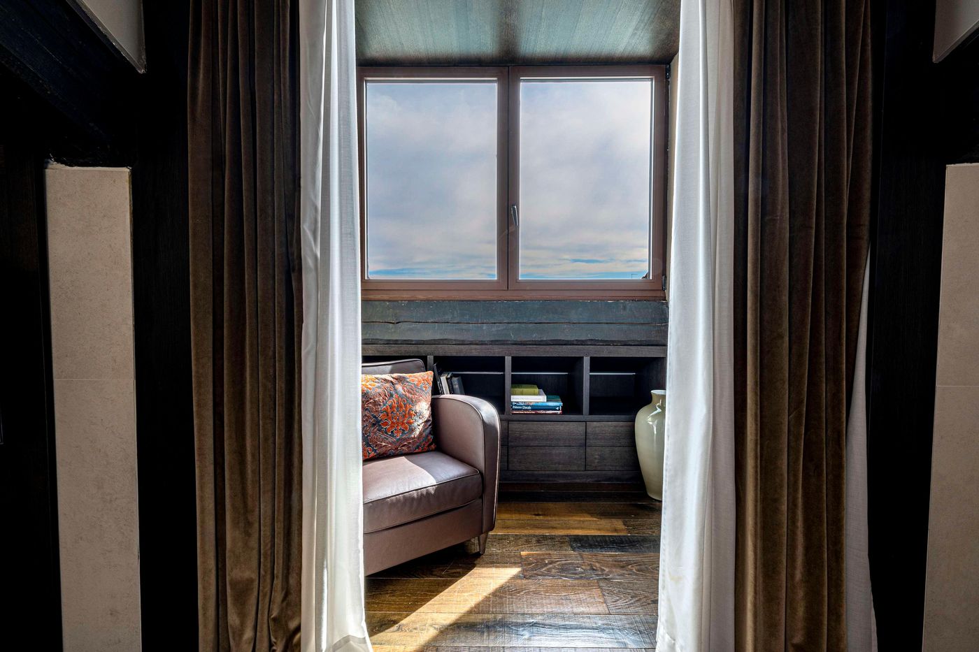 Hyatt-Centric-Murano-Venice-Room-25