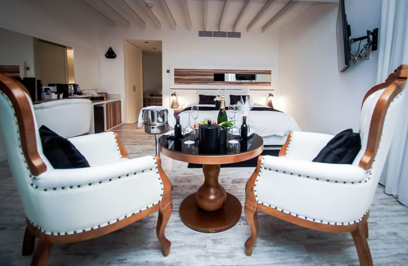 The-Ciao-Stelio-Deluxe-Hotel-Room-29