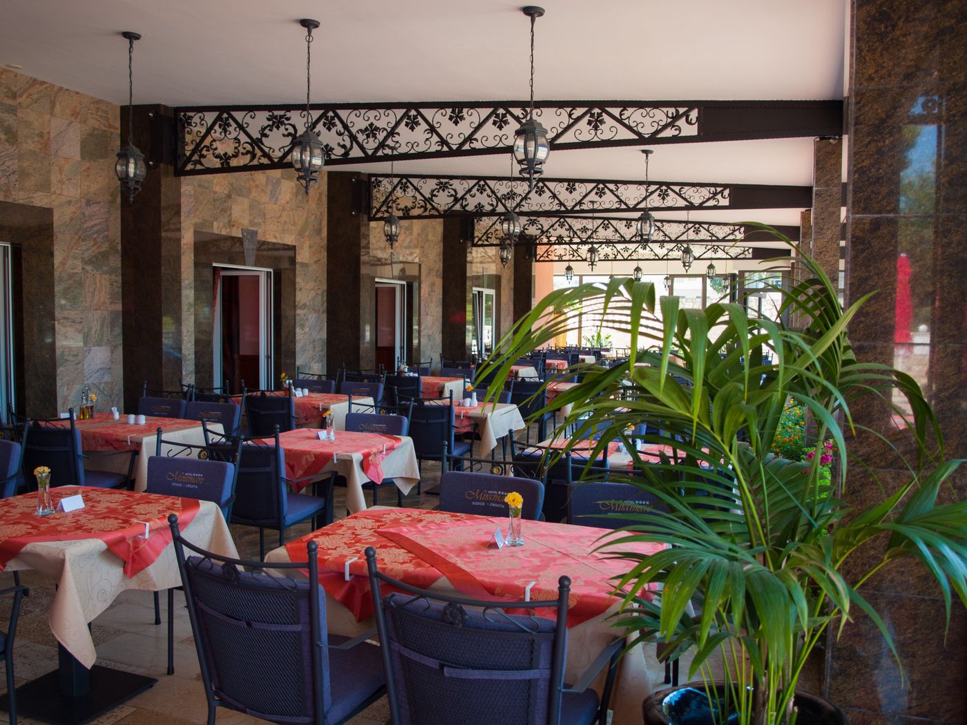 Hotel-Miramare-Restaurant-25