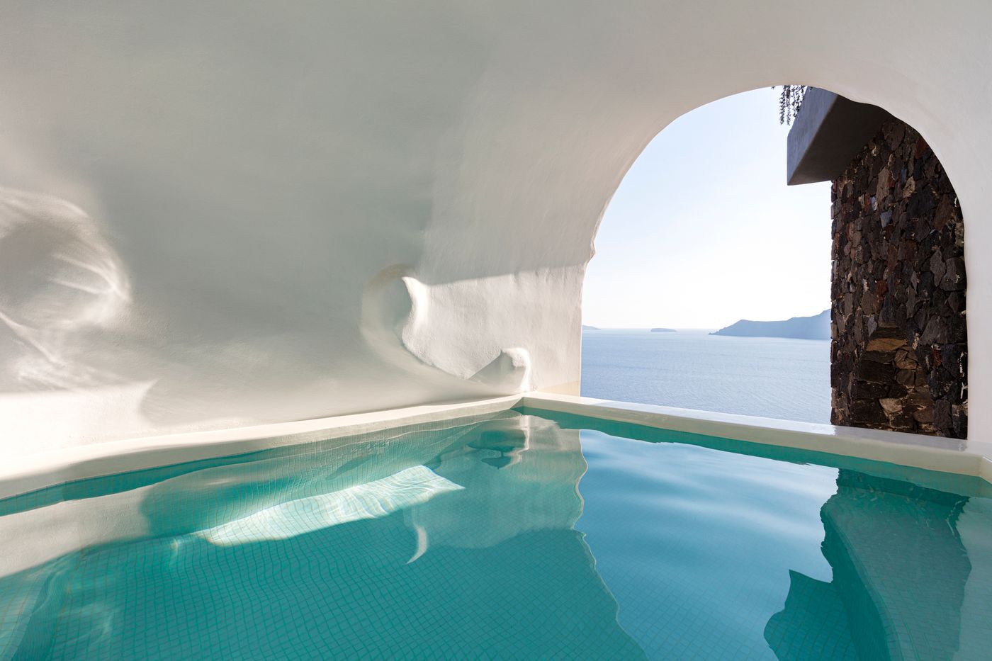 Canaves-Oia-Suites---Adults-Only-Room-50